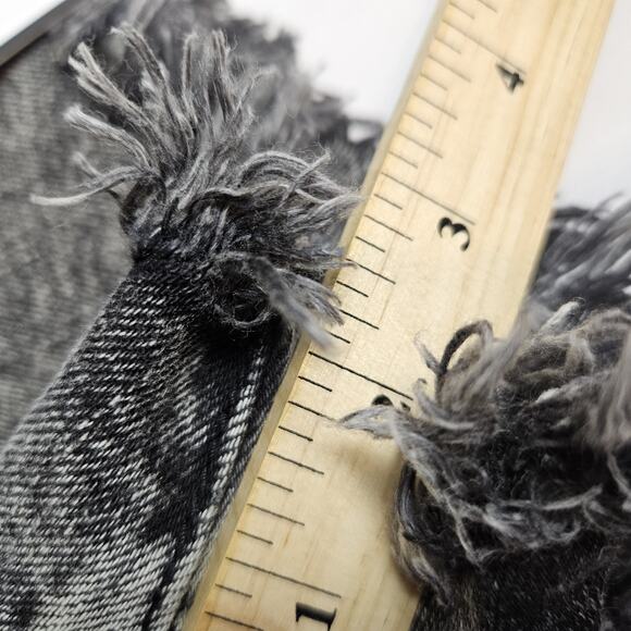 Fashion Nova Beach Party Cheeky Cut Off Denim Short Black Rip Jean Frayed Size 5 - Picture 10 of 14